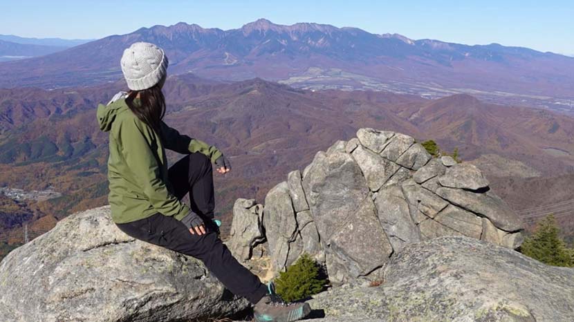 women-trekking-pants